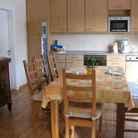 Ferienhaus Sonnenblume Mit Eingezauntem Grundstuck - #122324 * Bannesdorf